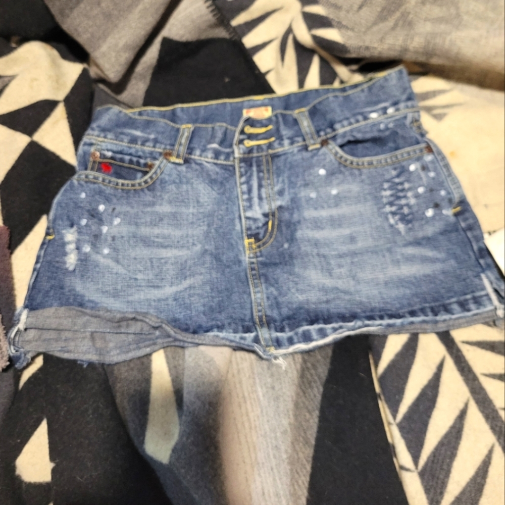 Super Cute A&F blue jean skirt